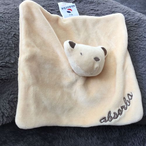 Ours Absorba Beige Plat 