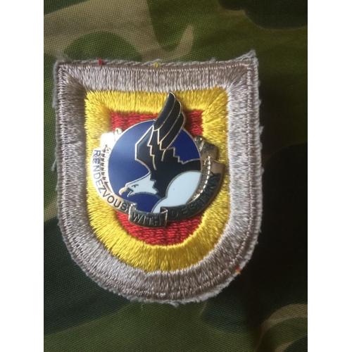 Tissu De Beret+Insignes Distinctives  De La 101 Eme  Airborne Division  
