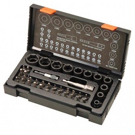 COFFRET HITACHI 41 PIÈCES DOUILLES ET EMBOUTS DE VISSAGES 752500