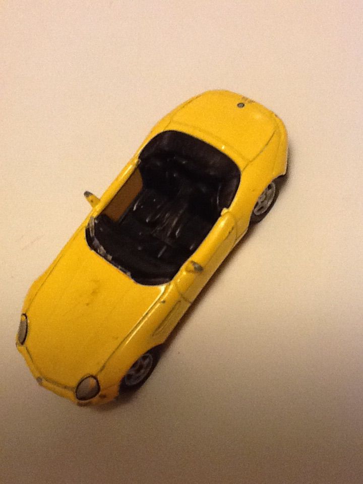 Welly Bmw Z8 Jaune 