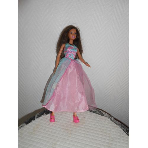 Poupée Barbie princesse rose et bleue