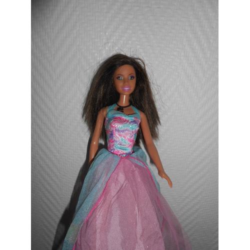 Poupée Barbie princesse rose et bleue