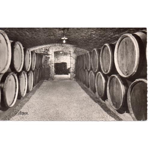 Savigny-Les-Beaune (21 Côte-D'or) - "Une Cave De Vigneron" (Vin, Tonneaux, Vignoble, Bourgogne)