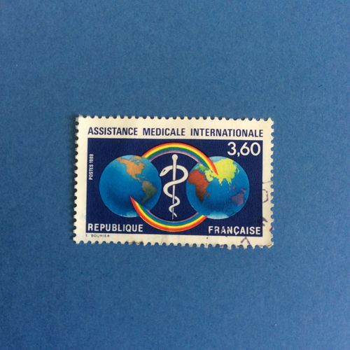 France - Assistance Médicale Internationale (Y & T 2535)
