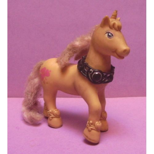 Licorne Avec Collier - Chap Mei