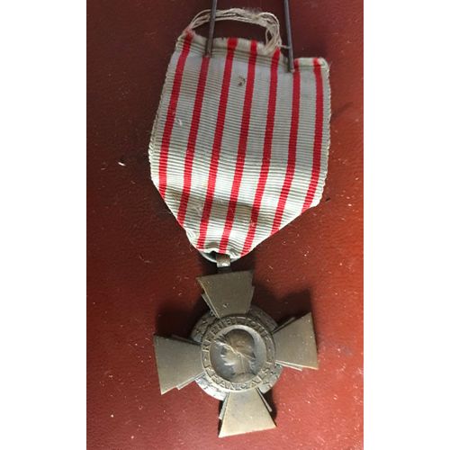 Médaille Croix Du Combattant Ordonnance
