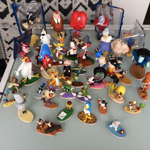 Bugs Bunny Et Les Looney Tunes, Collection Atlas De Figurines En Résine 