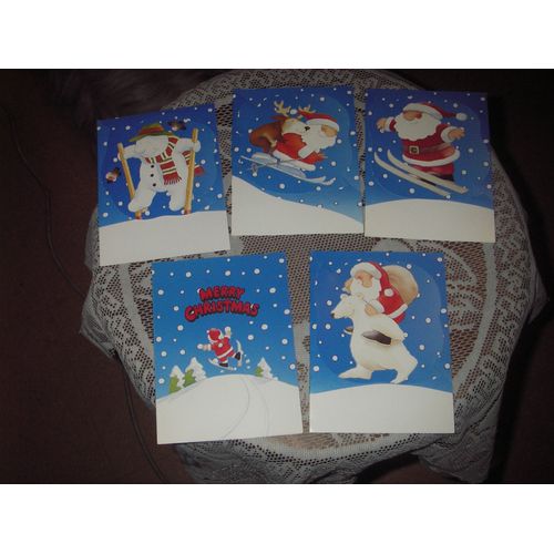 Lot De 5 Cartes De Voeux " Merry Christmas ",De Marque Marks & Spencer ,Images Intérieure Et Extérieure ,Père Noël Et Bonhomme De Neige En Pleine Action Dans Paysage Enneigé ,Dimensions 11 X 14,5 Cm .