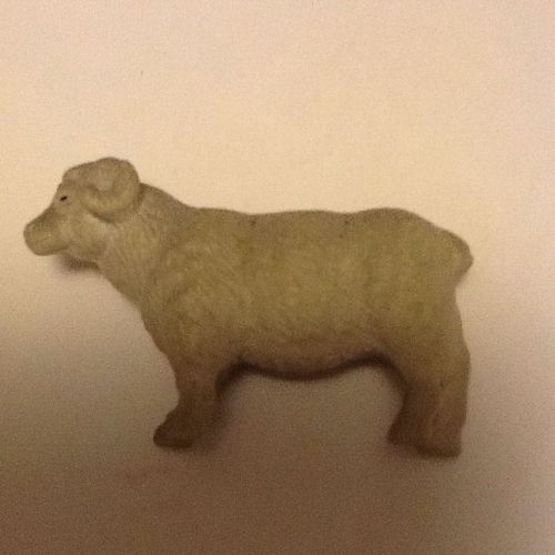 Figurine Petit  Mouton Gris 