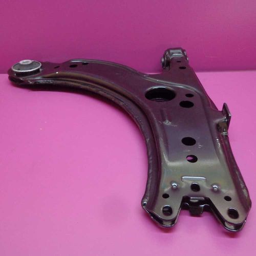 1 Bras De Suspension Triangle Avant Droit / Gauche Pour Audi A3 1.6