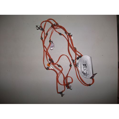 Collier Orange Avec Charms Métal