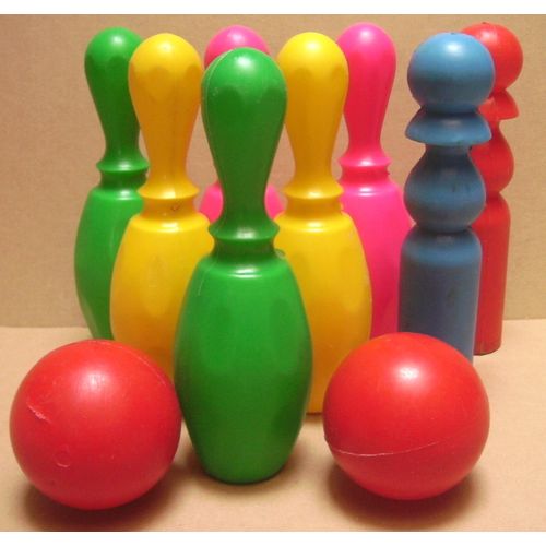 Jeu Bowling / Lot De 8 Quilles 24 Cm Avec 2 Balles
