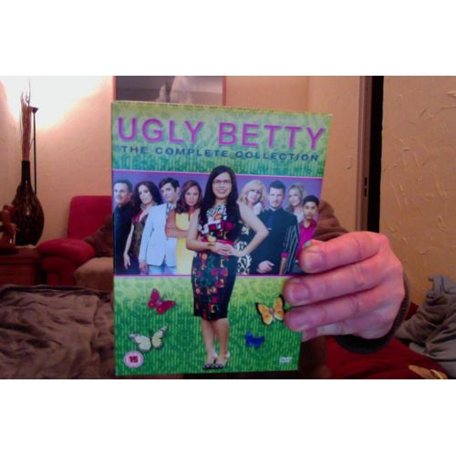 Ugly Betty - Intégrale De La Série - Les 4 Saisons