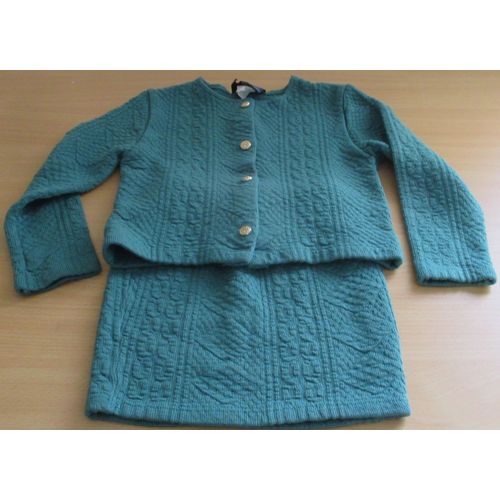 Ensemble Jupe Courte Élastiquée Et Veste Courte Assortie Avec Boutons Dorés-100%Acrylique Aspect Tricot-Kiabi Original Winch-Taille 8ans (126cm)- Hauteur Jupe 29cm,Hauteur Veste 33cm-Couleur Vert
