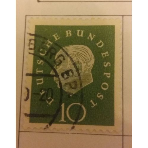 Timbre "Allemagne ::Deutsche Bundespost : 10."