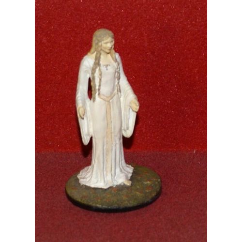 Figurine Le Seigneur Des Anneaux N 19 Galadriel A Lotlorien Avec Son Fascicule