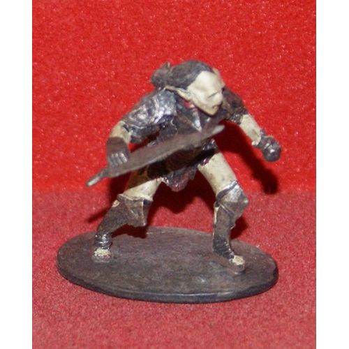 Figurine Le Seigneur Des Anneaux N 37 Un Orc De La Moria Mines De La Moria Avec Son Fascicule