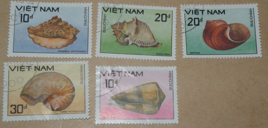 Lot 5 Timbres Viet Nam Collection