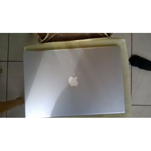 Apple Macbook Pro A1211 15" (fin 2006) intel Core 2 Duo - 2.16 GHz - Ram 1 Go - DD 120 Go