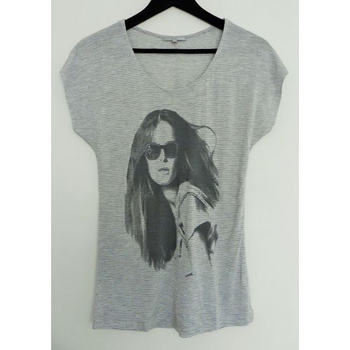 T-Shirt Rayé Gris. Motif Femme. Etam. Taille 36