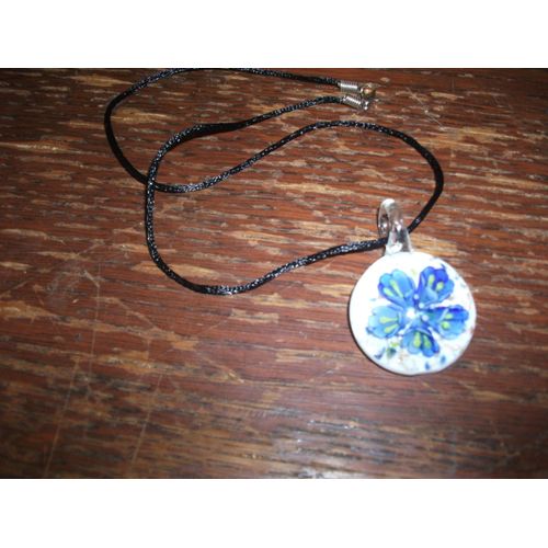 Collier De Cuir Pendentif De Fleur Bleu