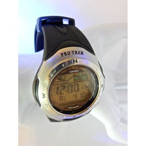 Montre Casio Pro Trek Solaire Étanche