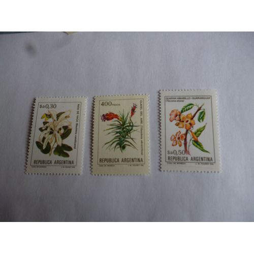 Lot De Trois Timbres D'argentine: Pata De Vaca ,Clavel Del Aire ,Guaran Amarillo.