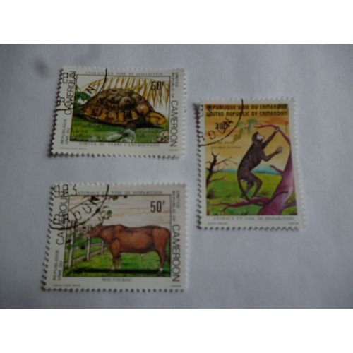 Lot De Trois Timbres Cameroun 1983 :Vache,Singe Et Tortue:Animaux En Voie De Disparition.