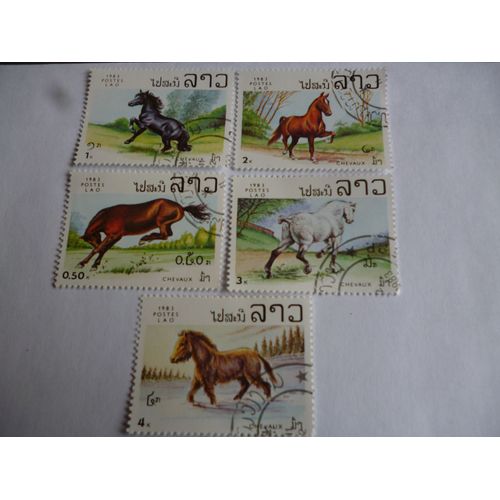 Timbres Laos 1983 ;Lot De 5 Timbres :Chevaux.