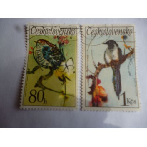 Lot De Deux Timbres Tchécoslovaquie 1972 :Pie Et Autre Oiseau.