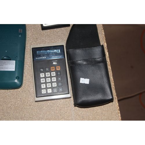 Calculatrice lloyd's accumatic 303 vintage