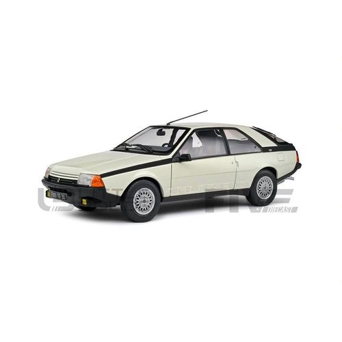 Solido 1/18 1806405 Renault Fuego Turbo - 1985 Diecast Modelcar-Solido