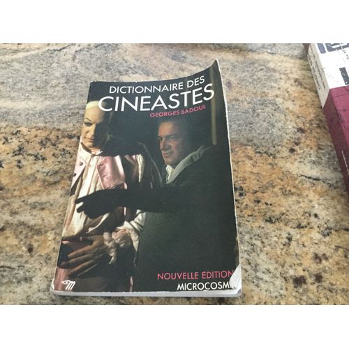 Dictionnaires Des Cineastes