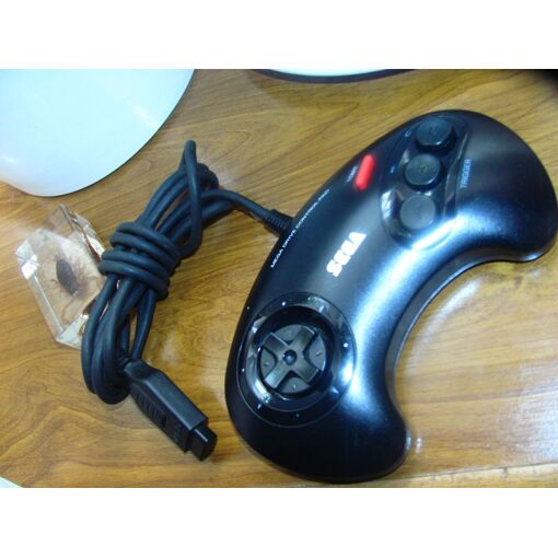 Manettes Sega Megadrive
