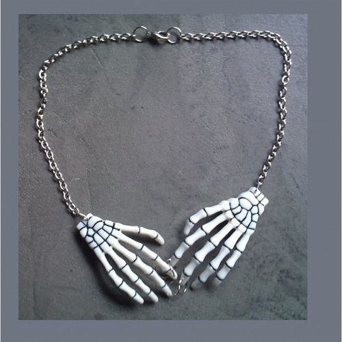 Collier Main Squellette Blanc Pour Pin Up Rockabilly Gothic