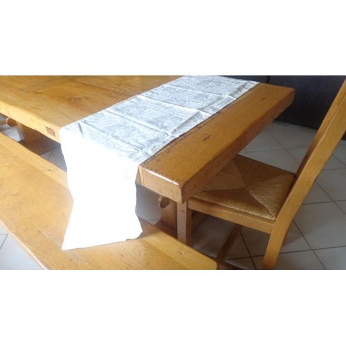 Chemin De Table