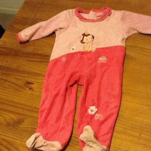 Pyjama Pour Bebe Stawberry Rose Taille 18 Mois