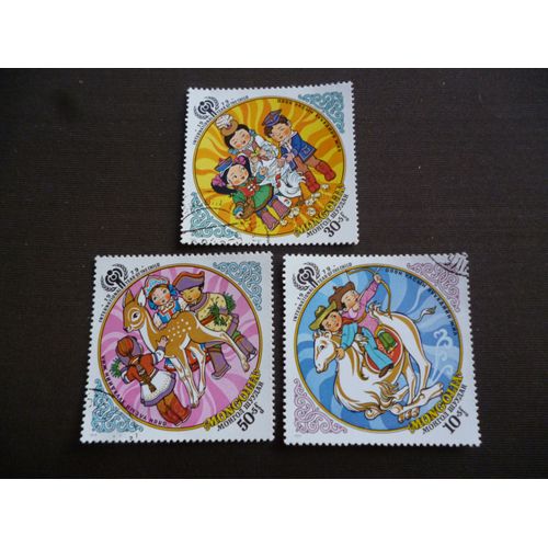 Lot De 3 Timbres Mongolie 1979:Année Internationale De L'enfant.