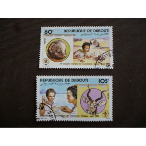Lot De 2 Timbres Djibouti:28ème Congrès Du Scoutisme :Dakar 1981 Et Abidjan 1981.