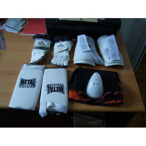 Lot Equipement Taekwendo