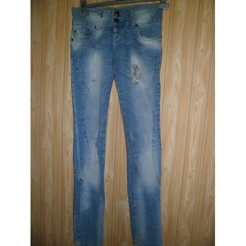 Pantalon Jean "À Trous" Bershka Denim". Taille 34.