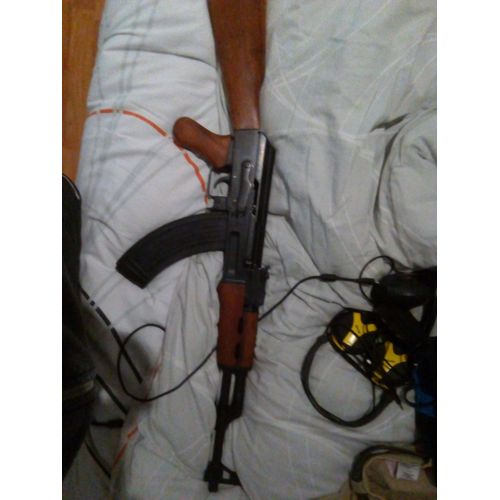 Arme Ak 47 (Kalasnikov)