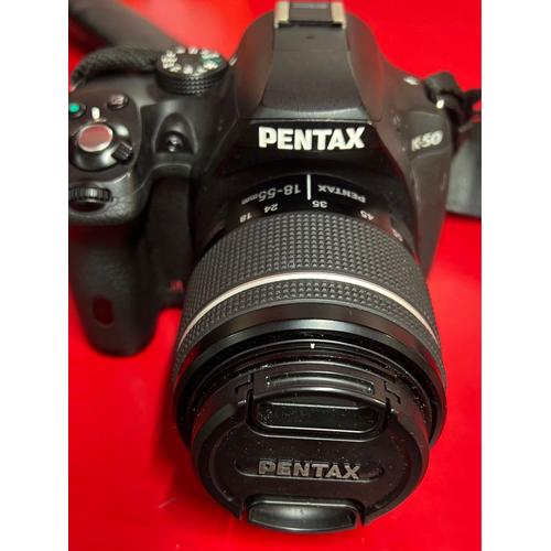 Pentax k-50 16 mpix + Objectif 18/55mm + Objectif 50/200mm