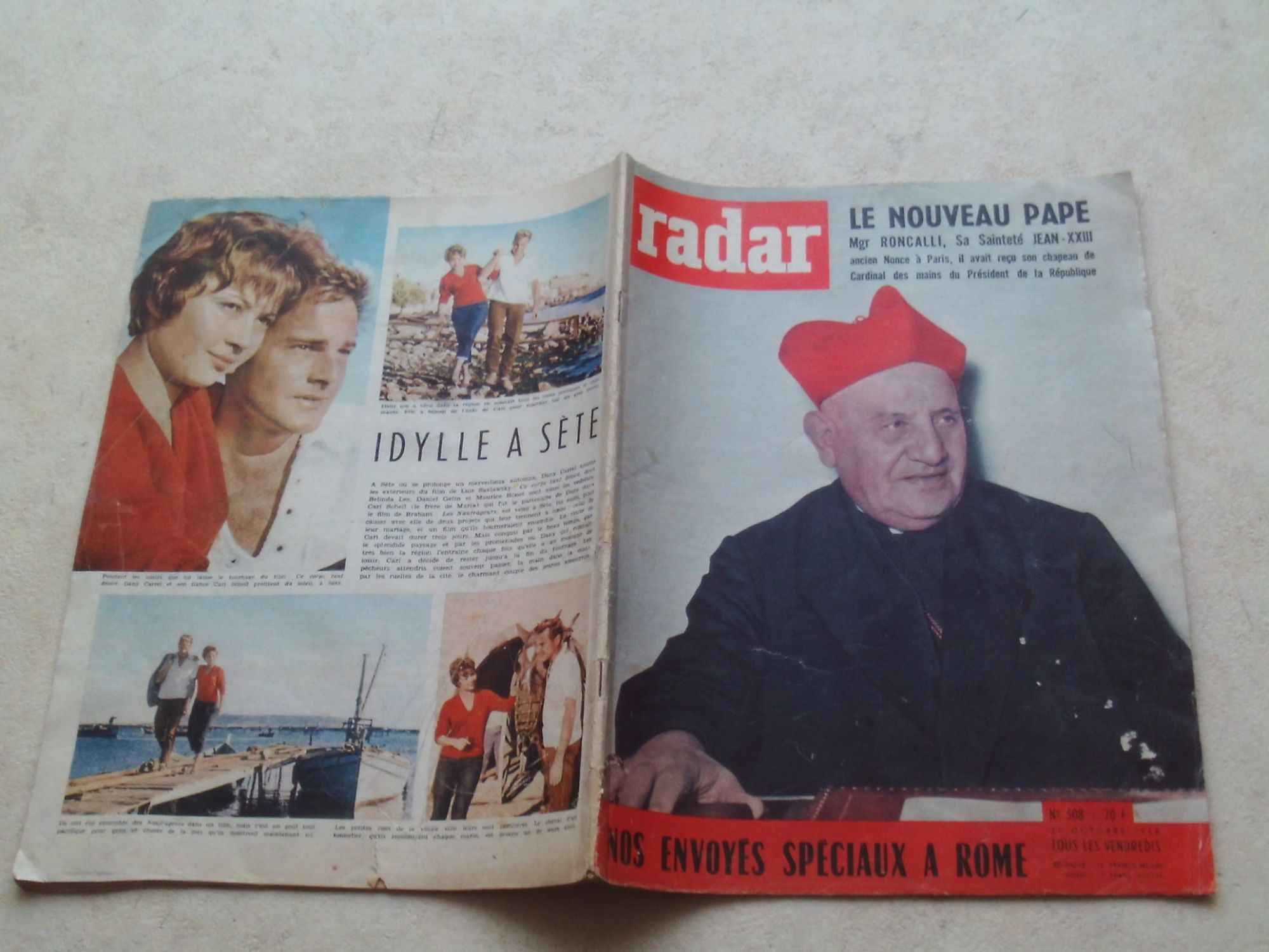 Radar 31 Octobre 1958  N° 508 : Nos Envoyés Speciaux A Rome.Les Freres Jacques.Les Femmes Soldat De France