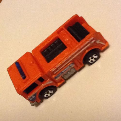 Hot Wheels Camion Pompiers Orange