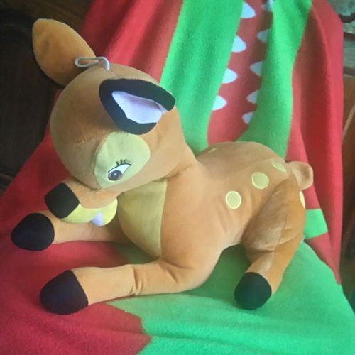 Peluche Doudou Faon Comme Bambi Techno Diffusion Allongé 44 Cm