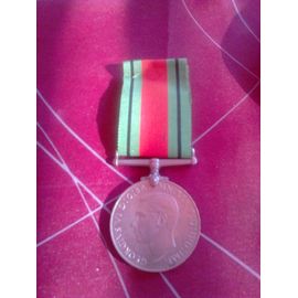 Georges Vi , 1939-1945 The Defence Medal Ref M44