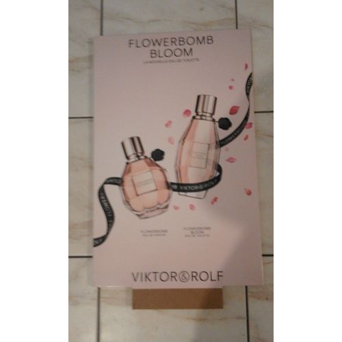 Affiche Victor $ Rolf : Flowerbomb Bloom.