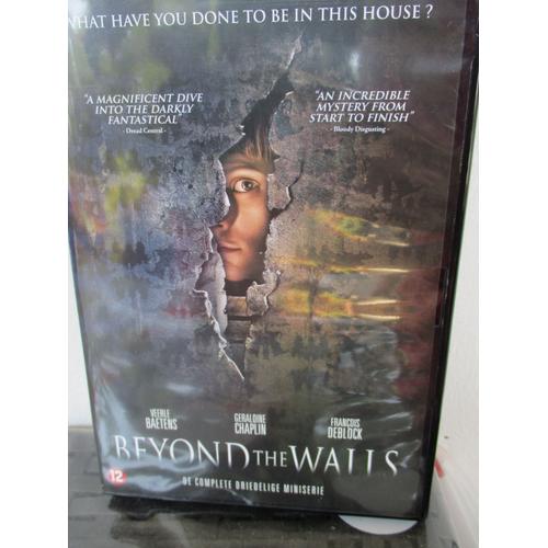 Beyond The Walls - Au-Delà Des Murs