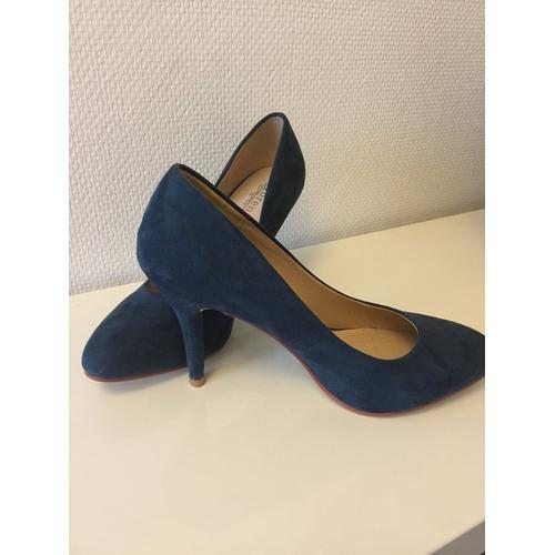 Chaussures Bleu Foncé En Daim Taille 39 Talon 10 Cm Neuves